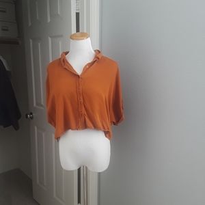 Cute Cropped Buttoned Blouse